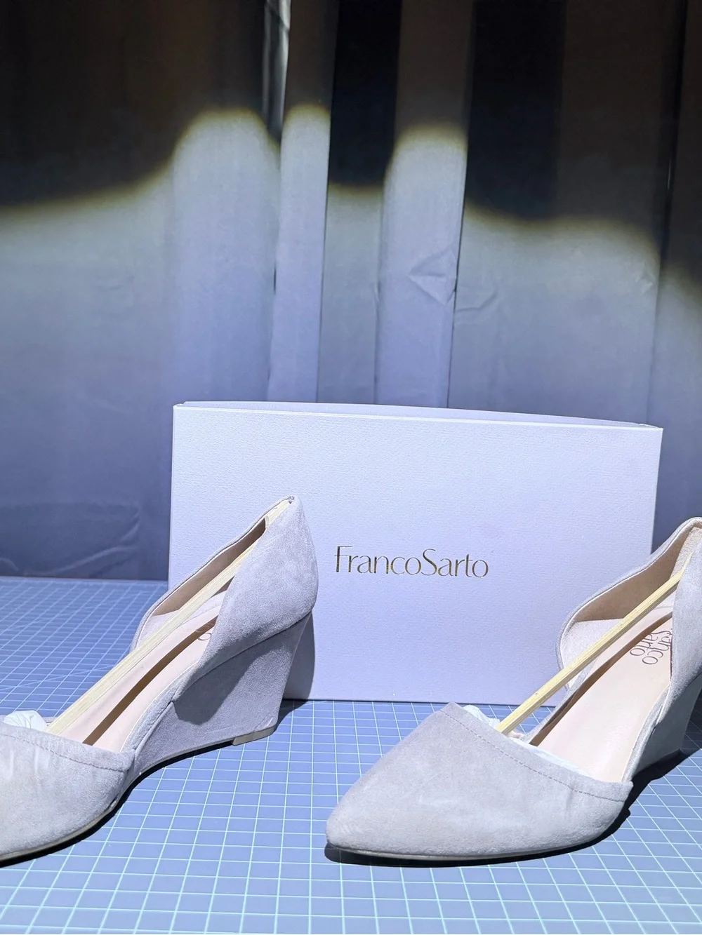 Franco Sarto Light Beige Suede Pointed-Toe Wedge Pumps Size 10